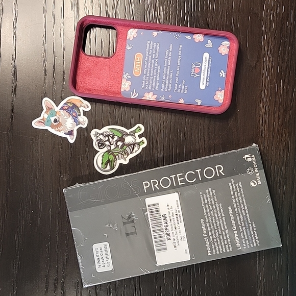 Iphone 12 Pro bundle, case and glass protector - Picture 2 of 3